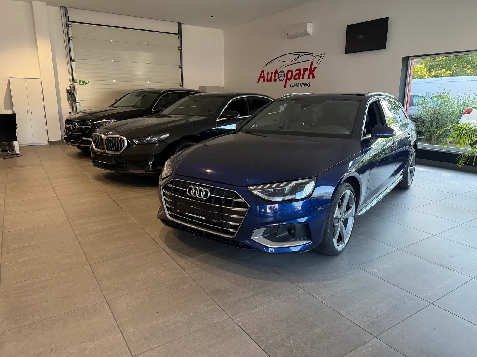 Showroom Autopark Ismaning